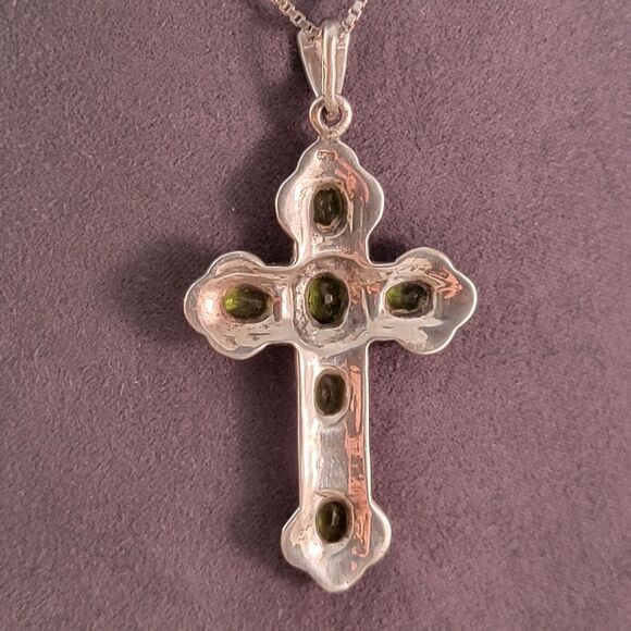 Sterling Peridot Cubic Zirconia Marcasite Cross Pendant Necklace - Picture 8 of 9